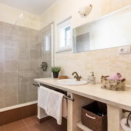 Marivilla In With Heated Pool Villa *
